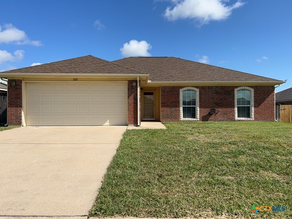 Primary Photo - 309 Viola Dr