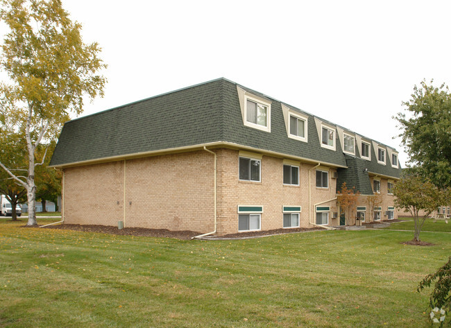 Shaker House - Shaker House Apartments