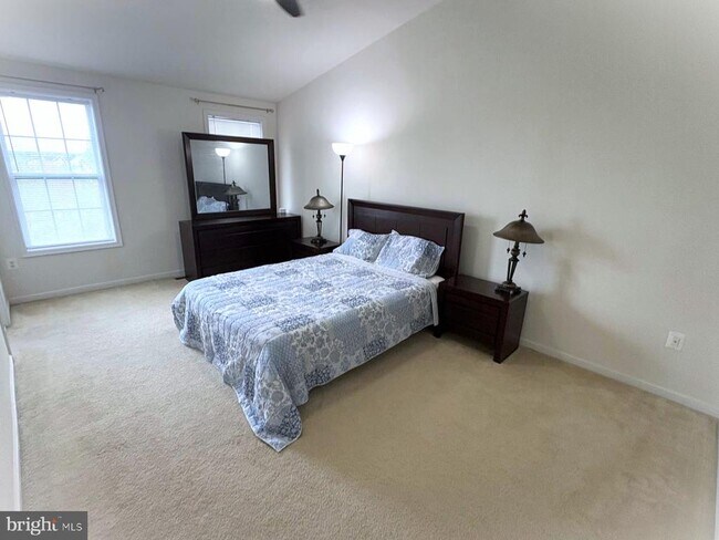 Foto del edificio - 43141 Whelplehill Terrace