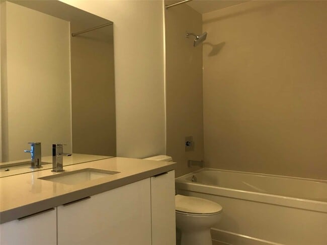 Building Photo - 8 Eglinton Ave E