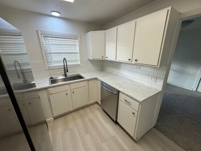 Foto del edificio - 203 Shelter Ln