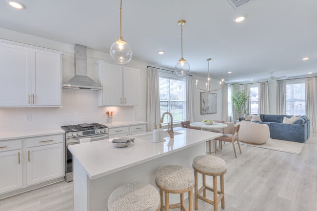 10th and Park - 10th and Park Apartments