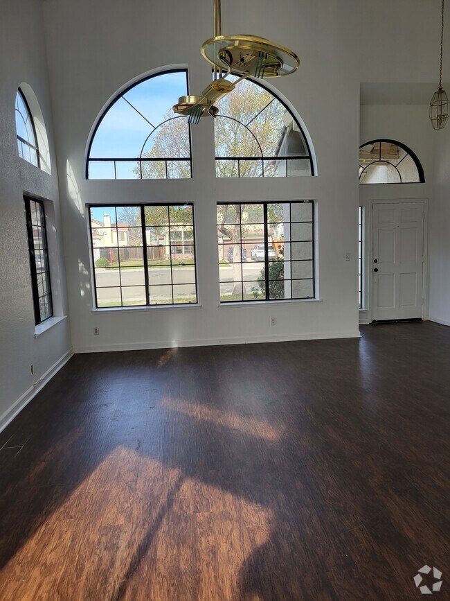 Best Luxury Corral Hollow Estates Apartments for Rent Tracy, CA 1