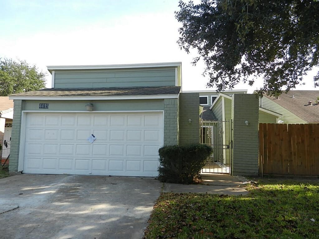 Primary Photo - 4415 Bugle Rd