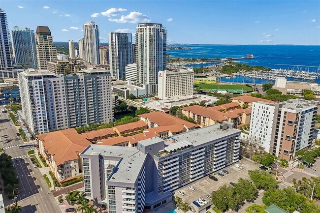 Foto del edificio - 470 3rd St S