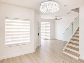 Building Photo - 12204 SW 25th Ct