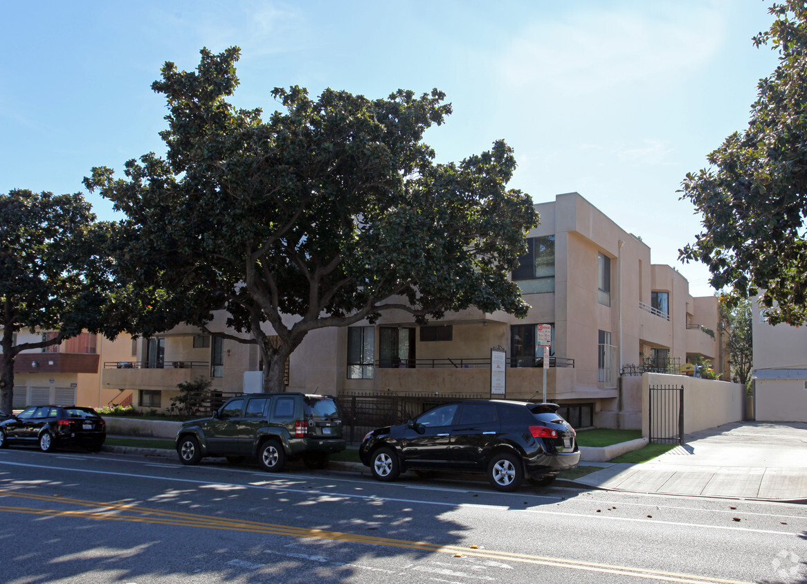 Building Photo - 14th Street Palace Apts.