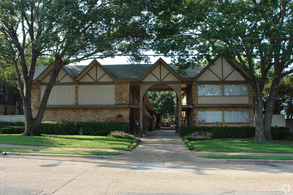Foto del edificio - Martel Manor