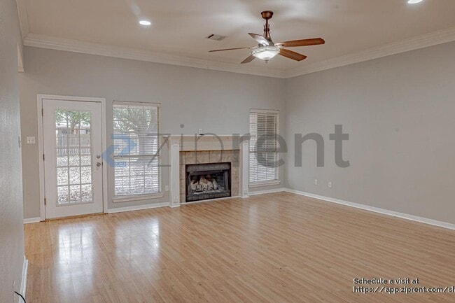 Building Photo - 609 S Ruidoso Downs Dr