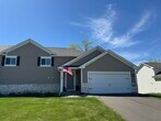 Foto principal - 1038 White Tail Ln