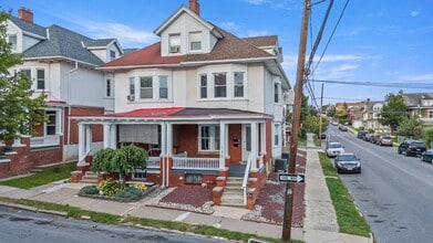 Building Photo - 135 S West St