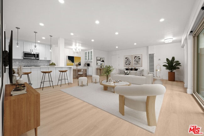 Building Photo - 2021 California Ave