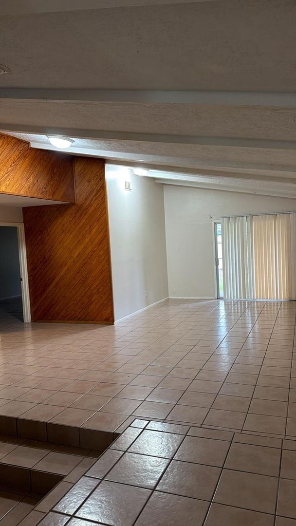 Foto del edificio - 2103 Musket Groves St