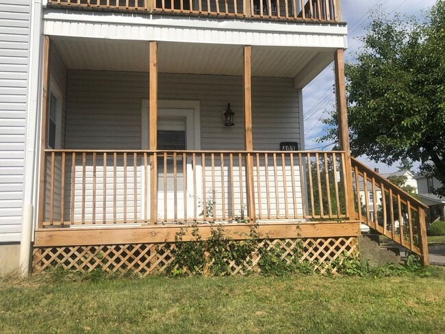 Building Photo - 403 Ohio St