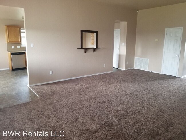 Building Photo - 4 br, 2 bath House - 500 VIOLA DRIVE
