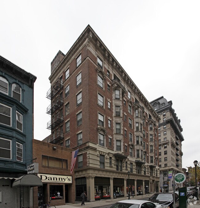 Building Photo - Empire