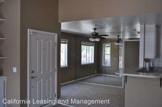 Building Photo - 2 br, 2 bath House - 24401 Valle Del Oro #204