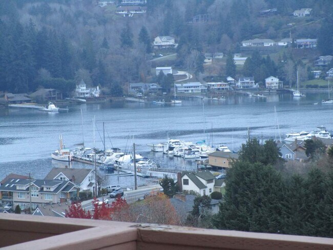 Building Photo - View Home in Downtown Gig Harbor