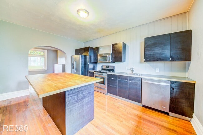 Foto del edificio - 3 br, 2 bath House - 103 Harwood St Mt Was...