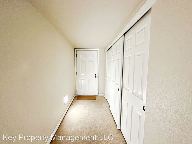 Building Photo - 3 br, 2 bath House - 4431 Alexis #421