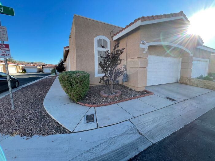 This property is being shown for the first... House Rental in Las