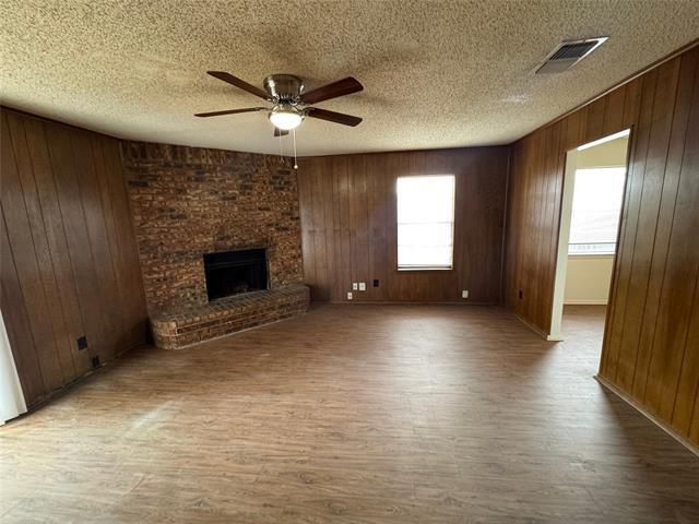 Foto del edificio - 5604 Macgregor Dr