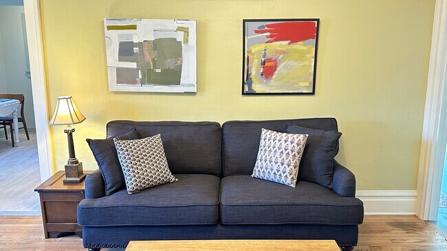 Foto del edificio - 4009 NE 8th Ave