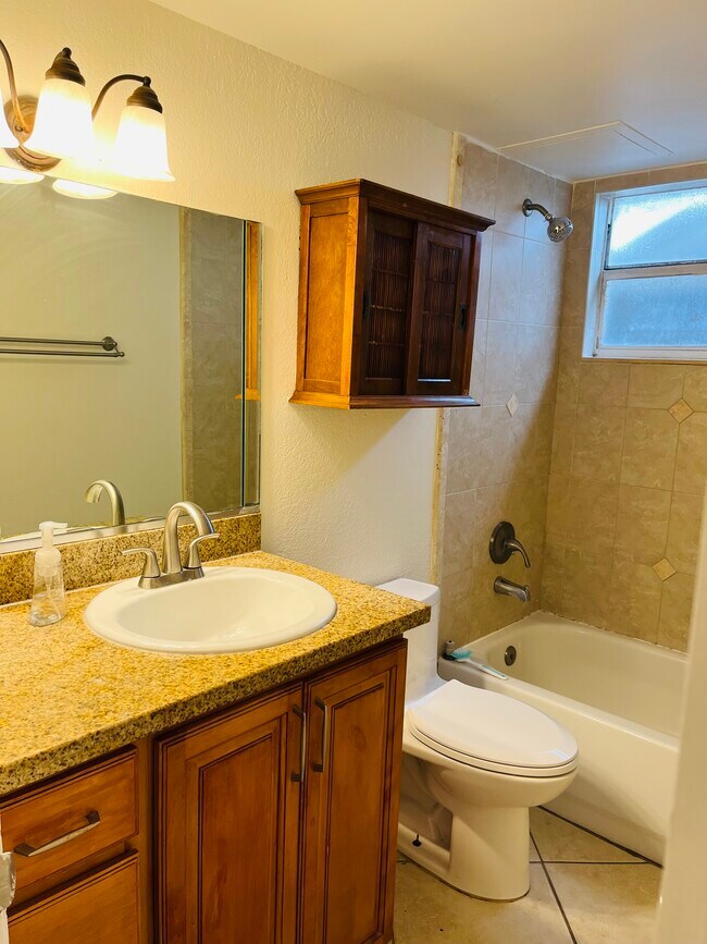 Foto del edificio - 8601 SW 94th St