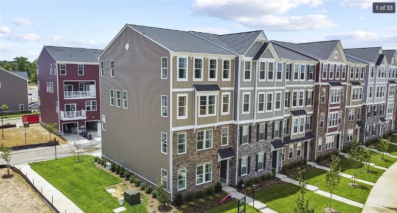 Foto principal - 9218 Magellan Pkwy