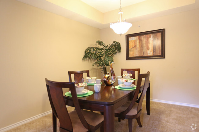 Dining Room - Atlee