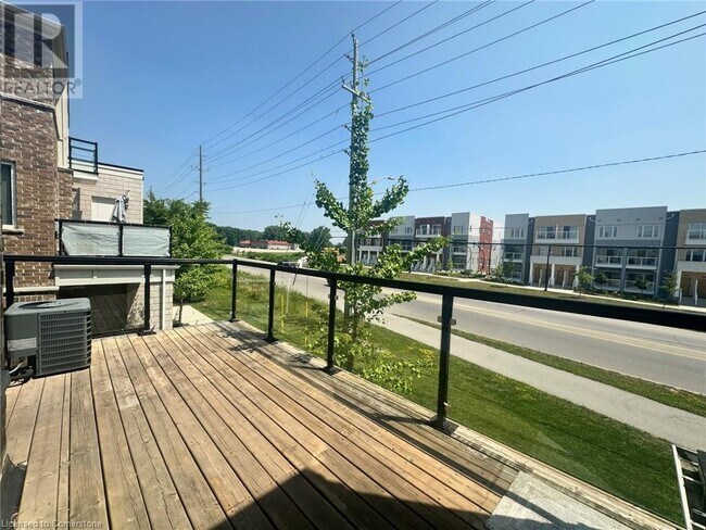 Building Photo - 138 Daylily Ln