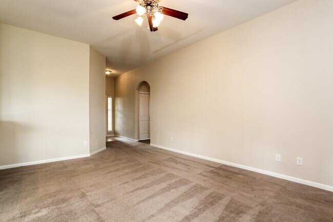 Foto del edificio - 4127 Barossa Valley Ln