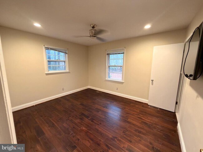 Building Photo - 7709 Flippo Dr