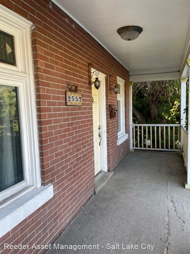 Building Photo - 3 br, 1 bath House - 2557 South 500 East