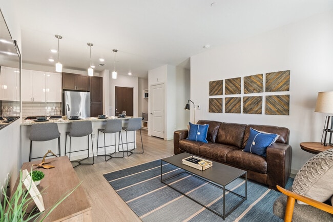 Building Photo - VENUE ON 16TH