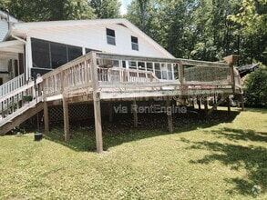 Building Photo - 488 Lake Hosea Dr