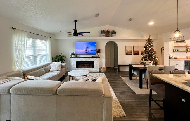 Foto del edificio - 8538 Yearling Ln