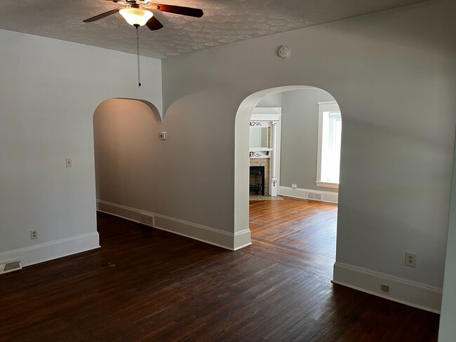 Entrada/Comedor - 3231 Scranton Rd