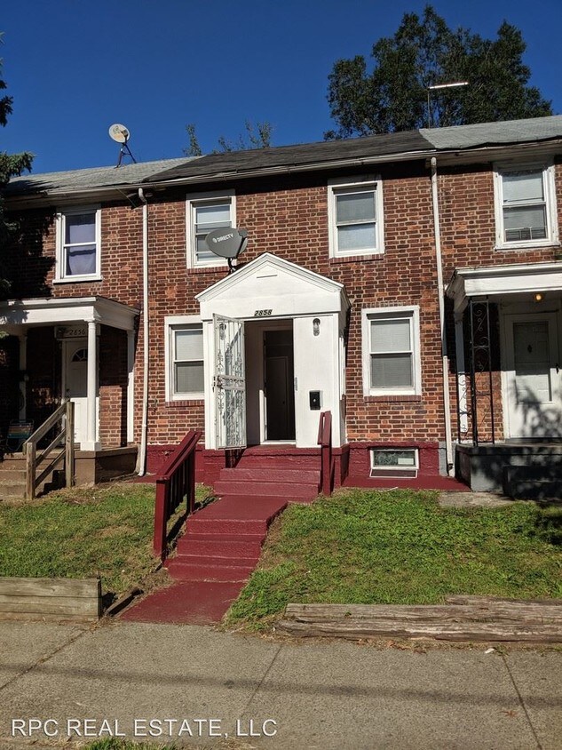 3 Br 1 Bath House 2858 Yorkship Rd House For Rent In Camden Nj Apartments Com