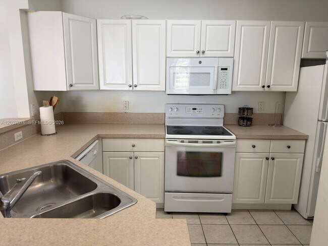 Foto del edificio - 4508 SW 160th Ave
