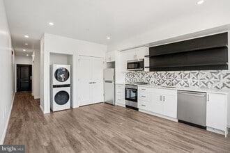 Building Photo - 1201 Vine St