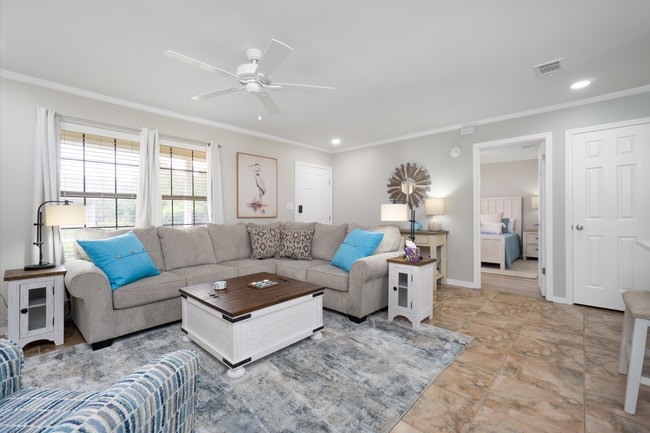 Foto del edificio - 1344 Bayshore Terrace