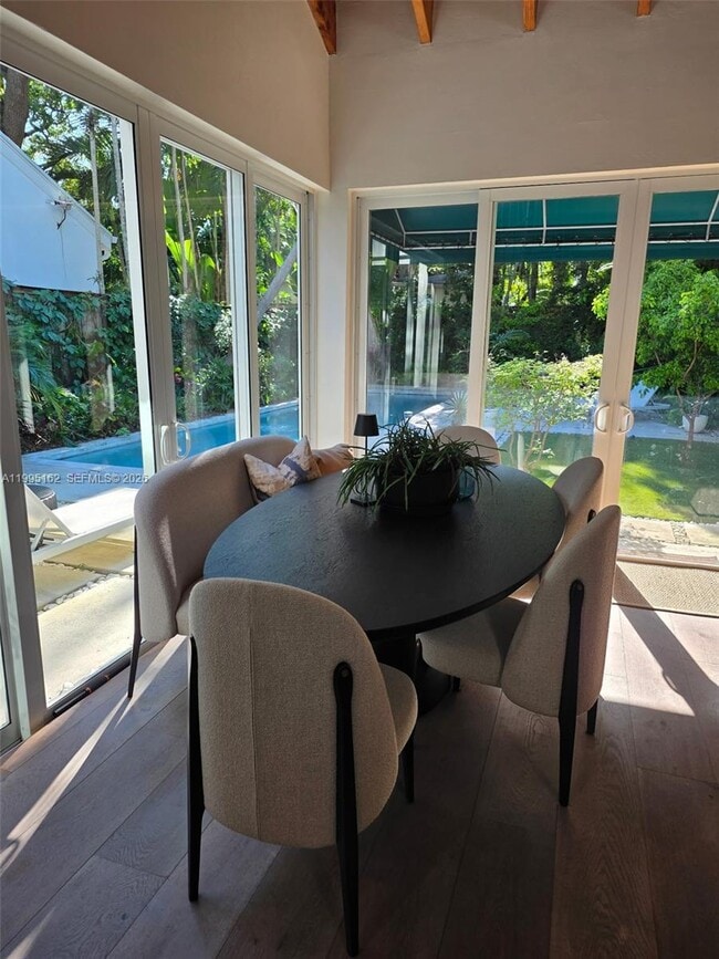 Foto del edificio - 2848 SW 22nd Ave