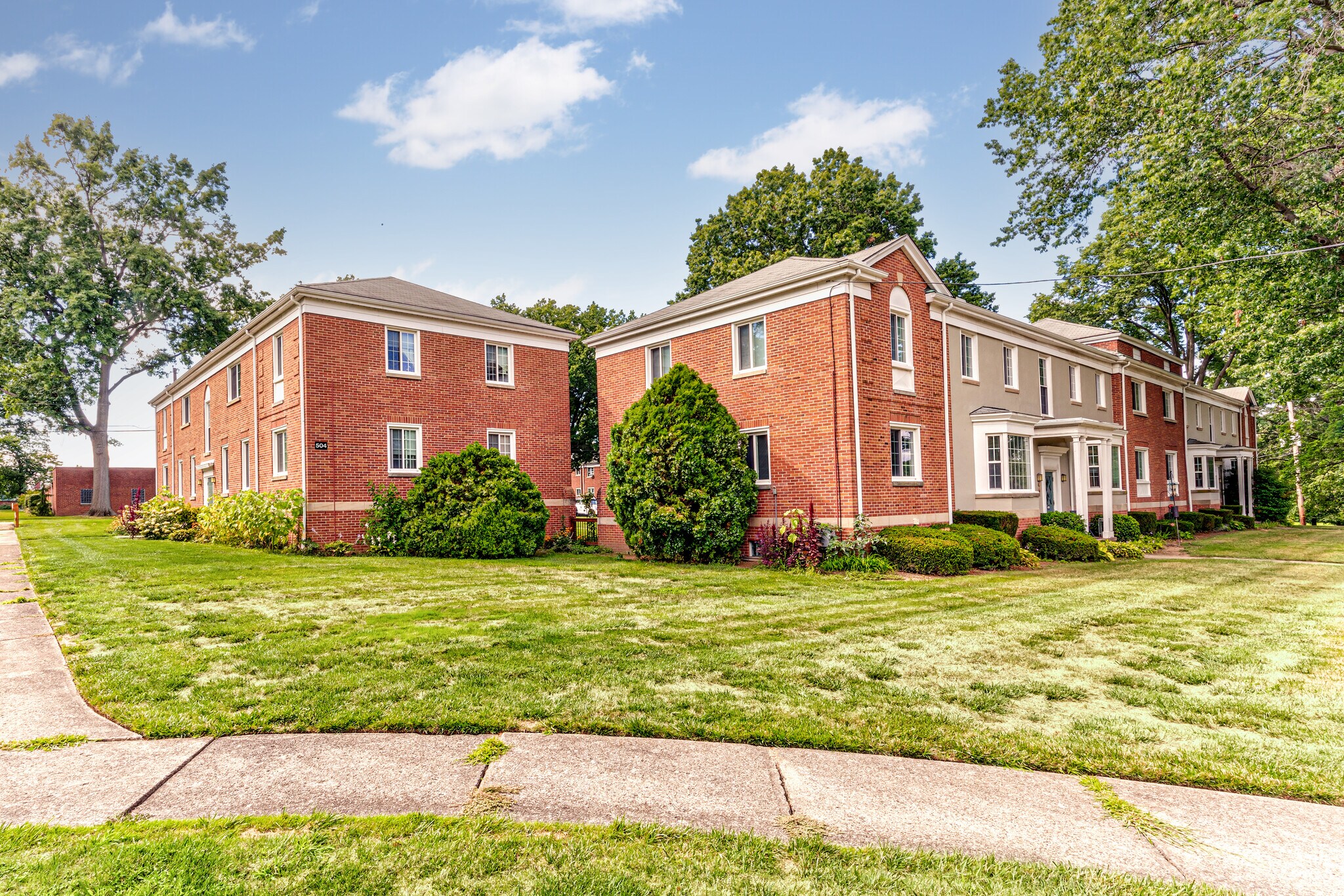 Parkview Apartments – photo 1