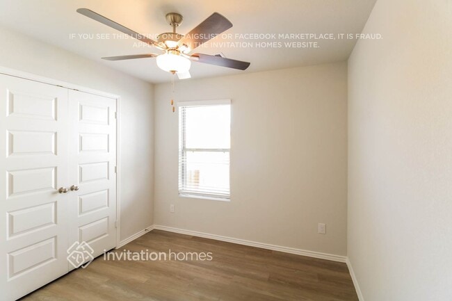 Building Photo - 10935 Heliosphere Wy