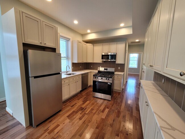 Foto del edificio - 2901 N Calvert St