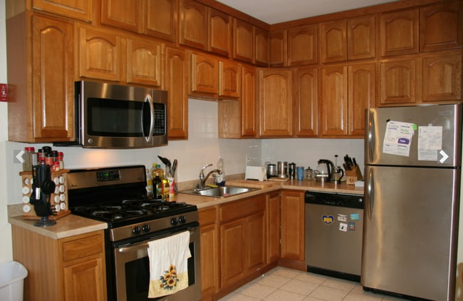 Building Photo - 54 Hobson St