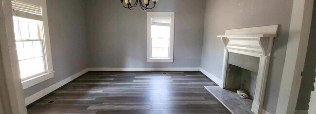Building Photo - Updated Price - Union Point 1 Bedroom plus...