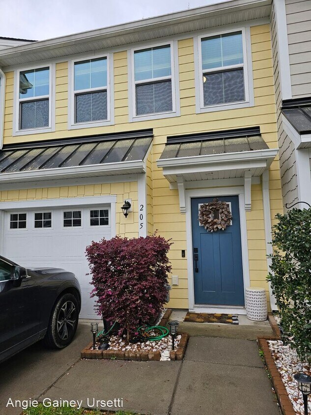 205 Grand Palm Ln, Summerville, SC 29485 House Rental in Summerville