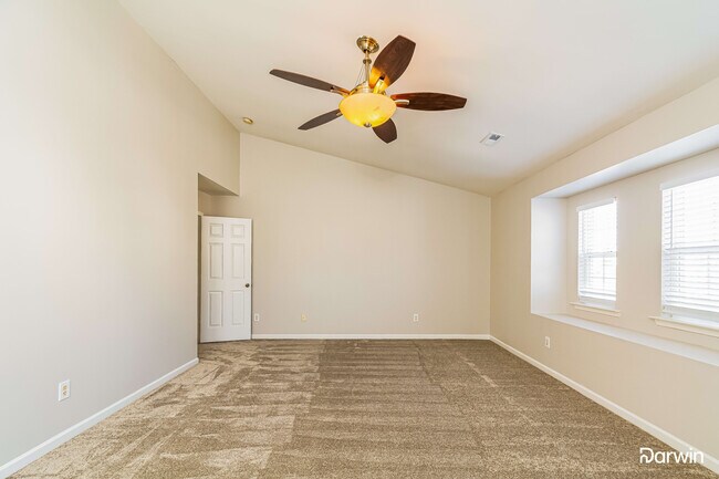 Building Photo - 1824 Creek Oak Circle, Fuquay Varina, NC 2...